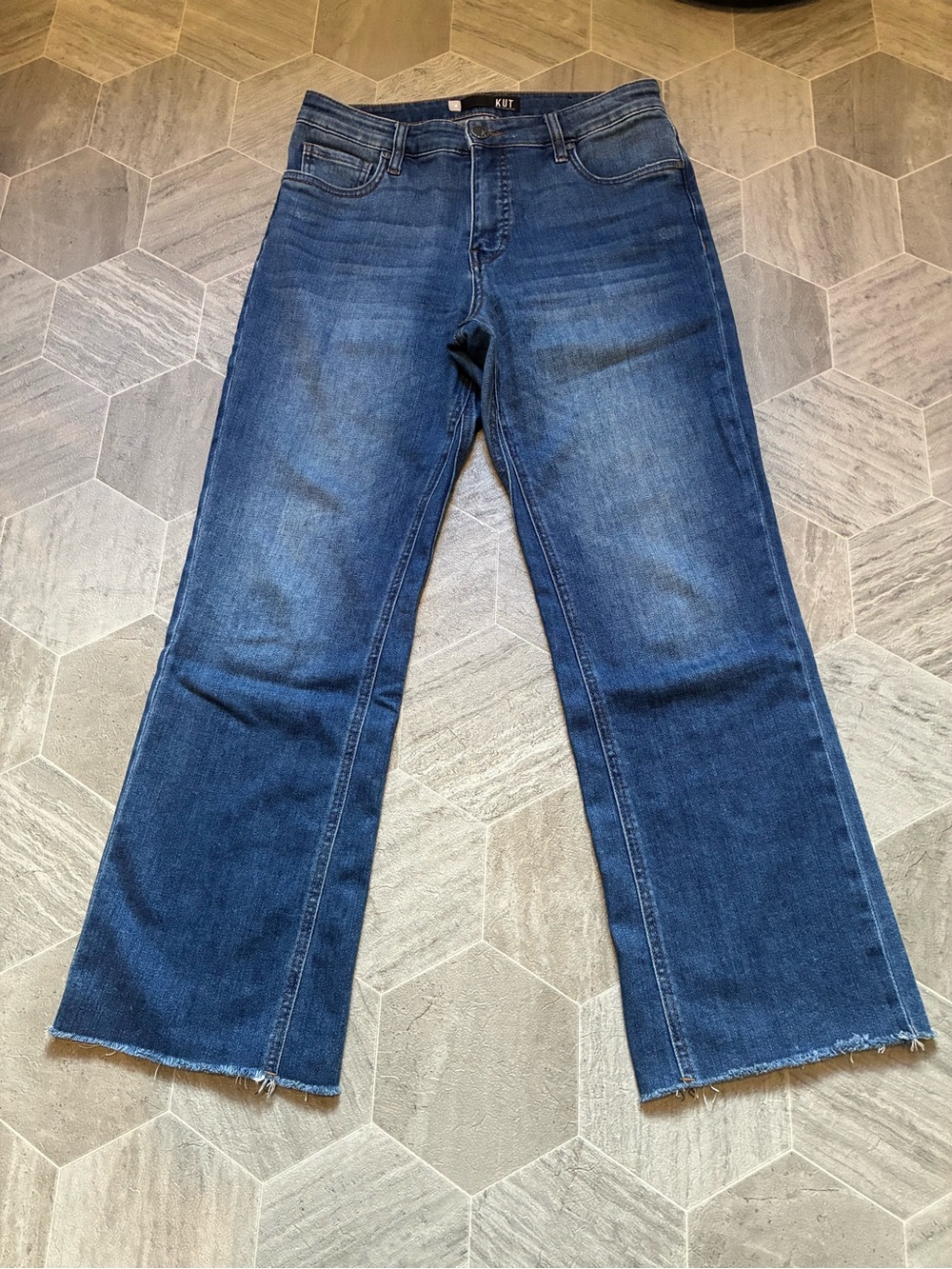 Kut from the Kloth Women's Medium Blue Flare Jeans - Picture 3 of 10